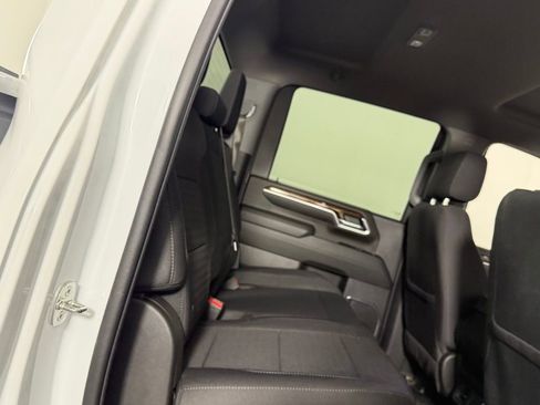 Used 2024 GMC Sierra 2500 SLE image 27