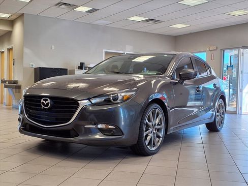 Used 2018 MAZDA MAZDA3 Grand Touring image 1