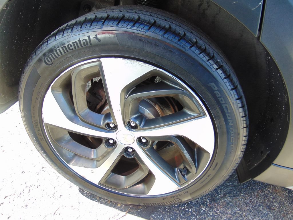 Used 2018 Hyundai Tucson Value w/ Cargo Package AWD/4WD image 28