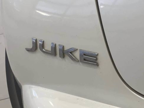 Used 2013 Nissan Juke SV AWD/4WD image 11
