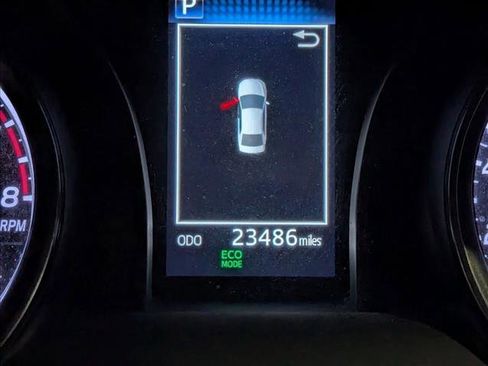 Used 2023 Toyota Camry SE image 23