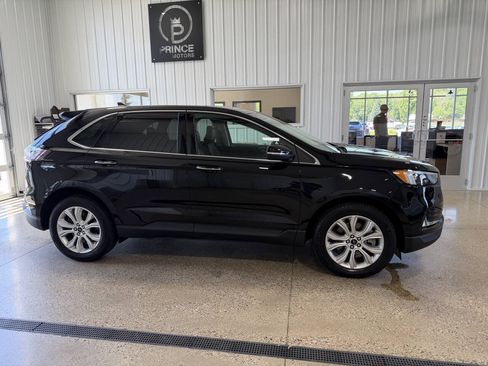 Used 2023 Ford Edge Titanium w/ Cargo Accessory Package AWD/4WD image 7