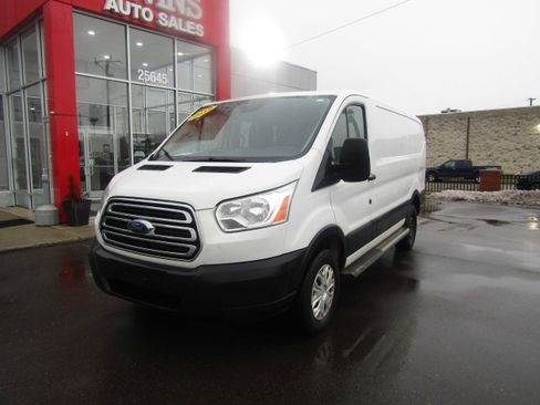 Used 2019 Ford Transit 250 130 Low Roof w/ Exterior Upgrade Package image 2