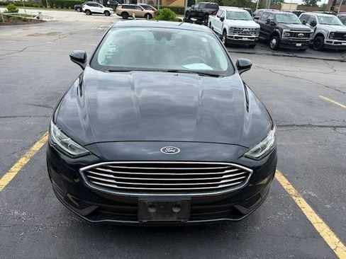 Used 2020 Ford Fusion SE FWD image 6