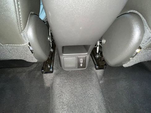 Used 2024 Buick Encore GX Sport Touring image 19