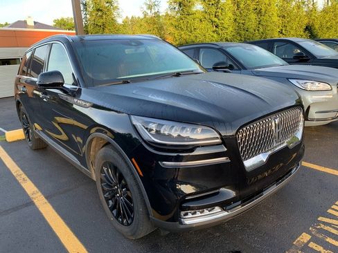 Used 2020 Lincoln Aviator Reserve w/ Elements Package Plus AWD/4WD image 4
