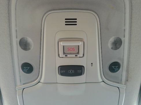 Used 2021 Toyota Prius Prime XLE image 52