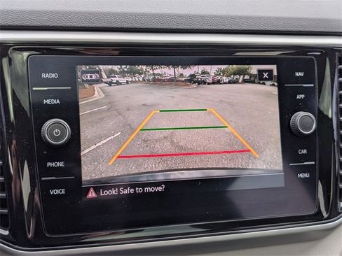 Used 2021 Volkswagen Atlas SEL image 19