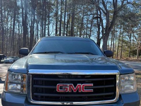 Used 2011 GMC Sierra 1500 SLE w/ Power Tech Package image 9