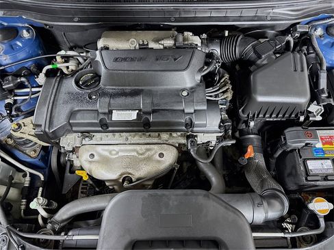 Used 2009 Hyundai Elantra GLS image 24