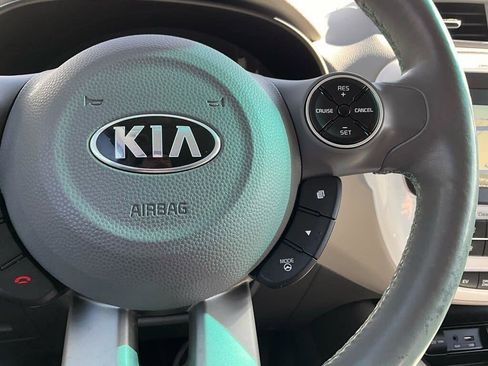 Used 2016 Kia Soul EV image 20
