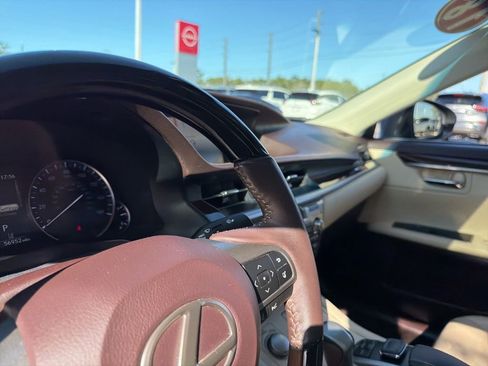 Used 2018 Lexus ES 350 image 15