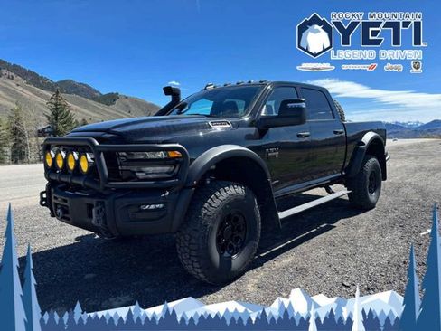New 2025 RAM 2500 Big Horn AWD/4WD image 3