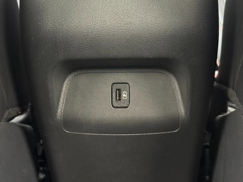 Used 2023 Nissan Sentra SR w/ SR Premium Package image 30