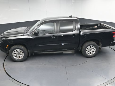 Certified 2022 Nissan Frontier SV w/ Technology Package image 37