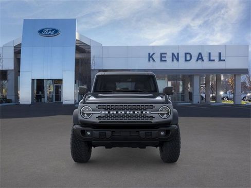 Used 2025 Ford Bronco Badlands image 6