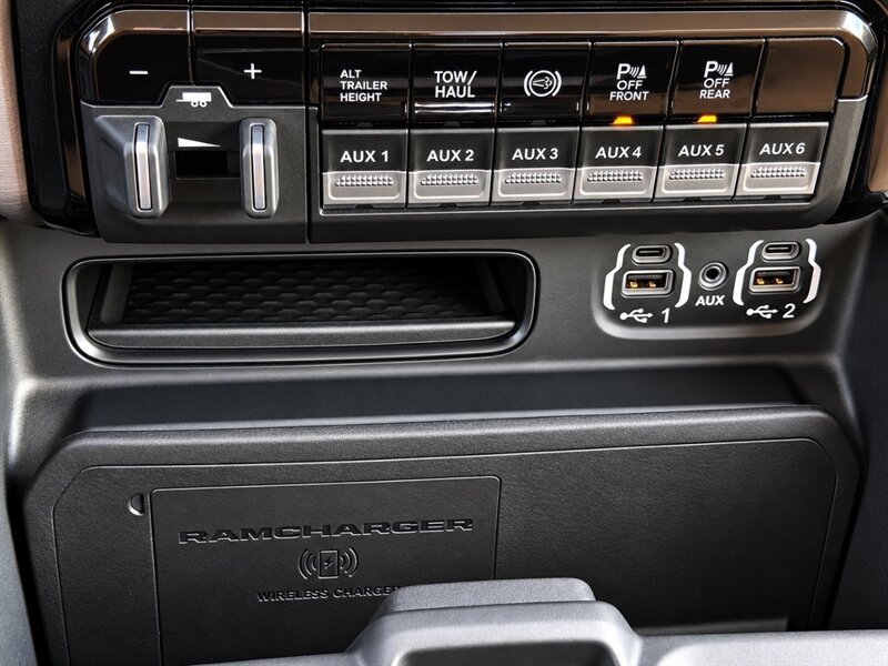 Used 2020 RAM 3500 Limited AWD/4WD image 27