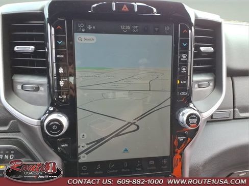 Used 2022 RAM 1500 Big Horn AWD/4WD image 34