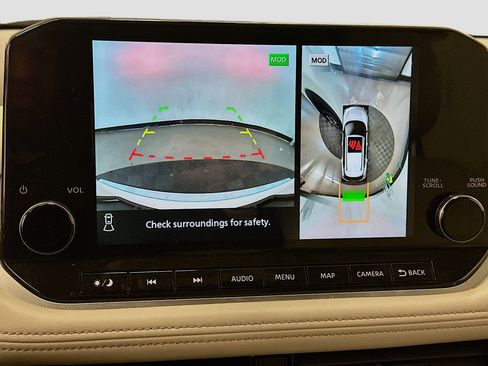 Used 2023 Nissan Rogue SL w/ SL Premium Package image 23