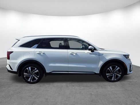 Used 2022 Kia Sorento SX AWD/4WD image 3
