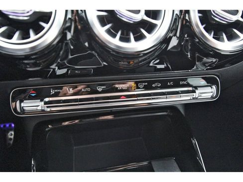 Used 2020 Mercedes-Benz CLA 35 AMG CLA 35 AMG image 30