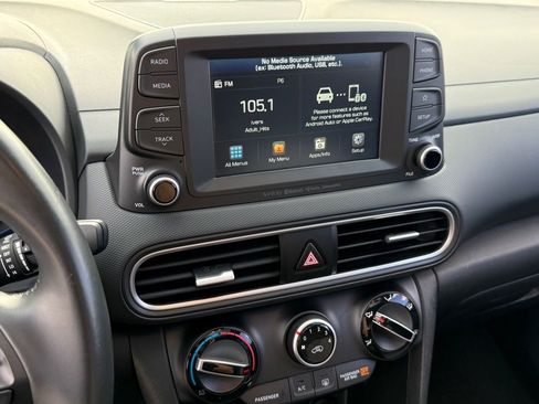 Used 2021 Hyundai Kona SEL Plus image 18