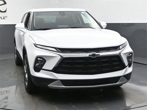 New 2025 Chevrolet Blazer LT w/ LPO, Floor Liner Package image 29