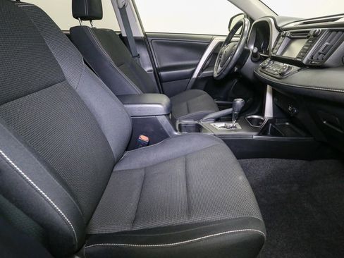 Used 2017 Toyota RAV4 XLE image 16