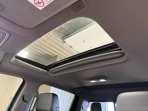 Used 2021 Chevrolet Silverado 2500 LTZ w/ LTZ Plus Package image 10