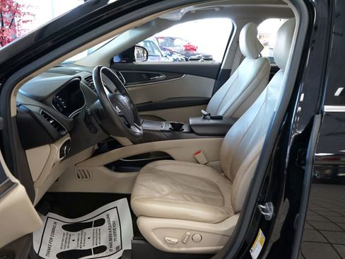 Used 2017 Lincoln MKX Reserve w/ Driver Assistance Package AWD/4WD image 27