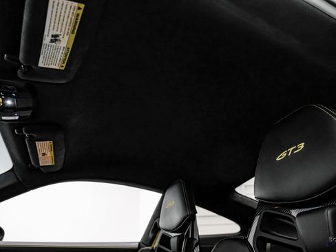 Used 2022 Porsche 911 GT3 image 39
