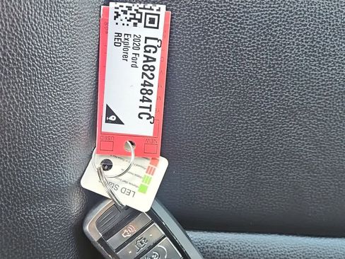 Used 2020 Ford Explorer XLT w/ Equipment Group 202A image 20