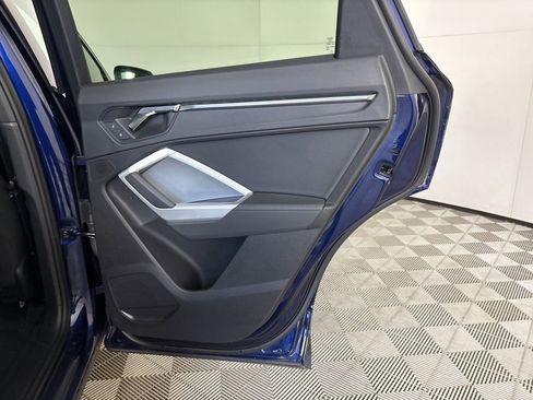 Used 2022 Audi Q3 2.0T Premium Plus w/ Premium Plus Package image 25