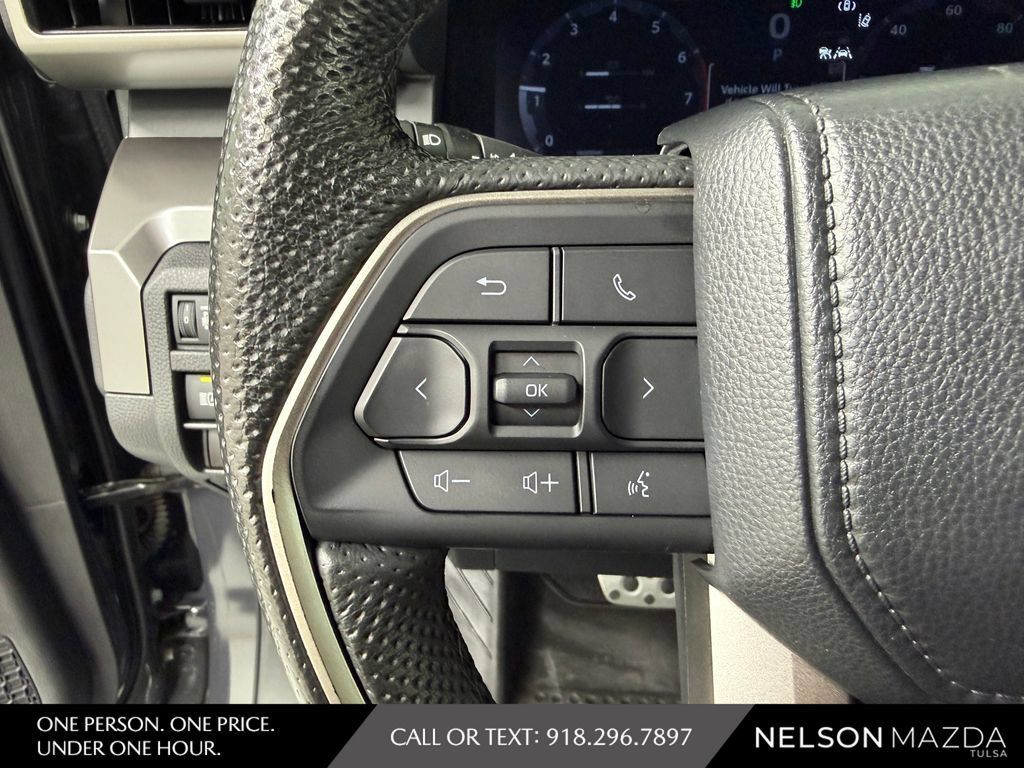 Used 2024 Toyota Tacoma TRD Sport AWD/4WD image 21