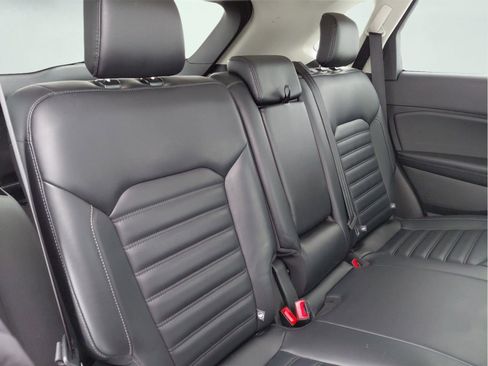 Used 2024 Ford Edge SEL image 19