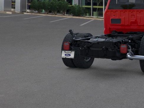 New 2025 Ford F550 4x4 Regular Cab Super Duty image 21