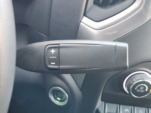 Used 2023 Chevrolet Silverado 1500 Custom image 27