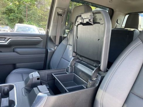 Used 2025 Chevrolet Silverado 3500 LTZ w/ LTZ Plus Package AWD/4WD image 21