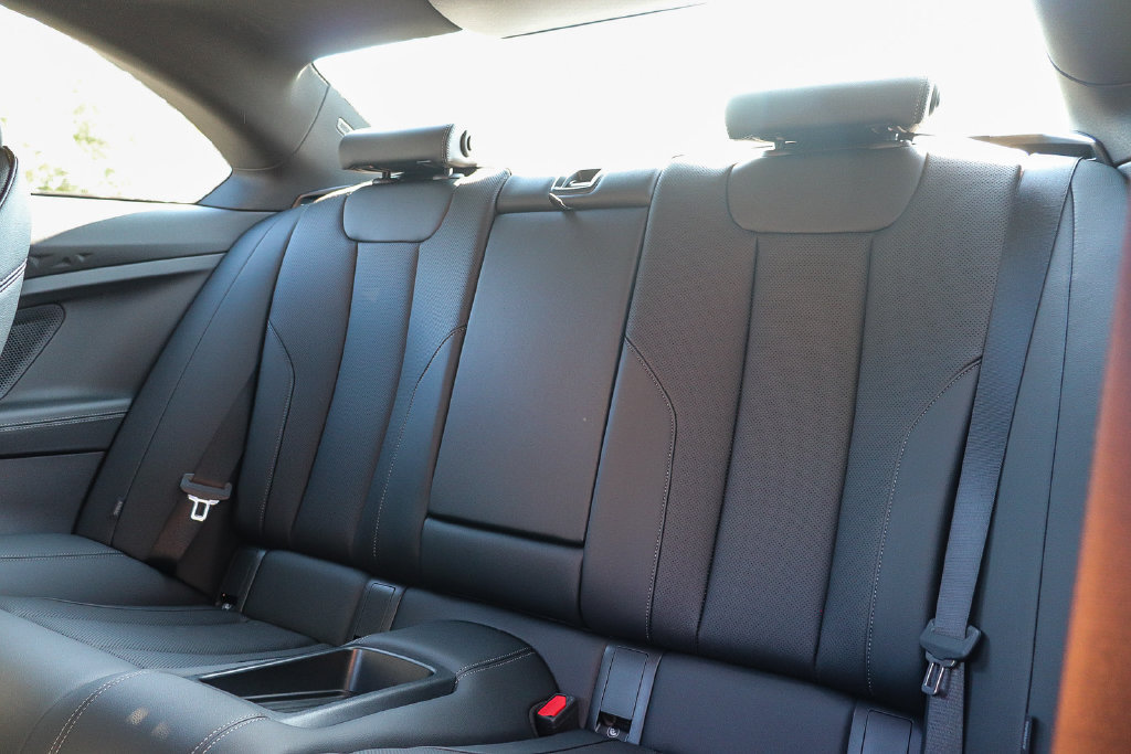 Used 2026 BMW 230i Coupe RWD image 16