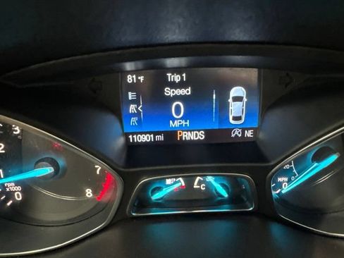 Used 2019 Ford Escape Titanium AWD/4WD image 34