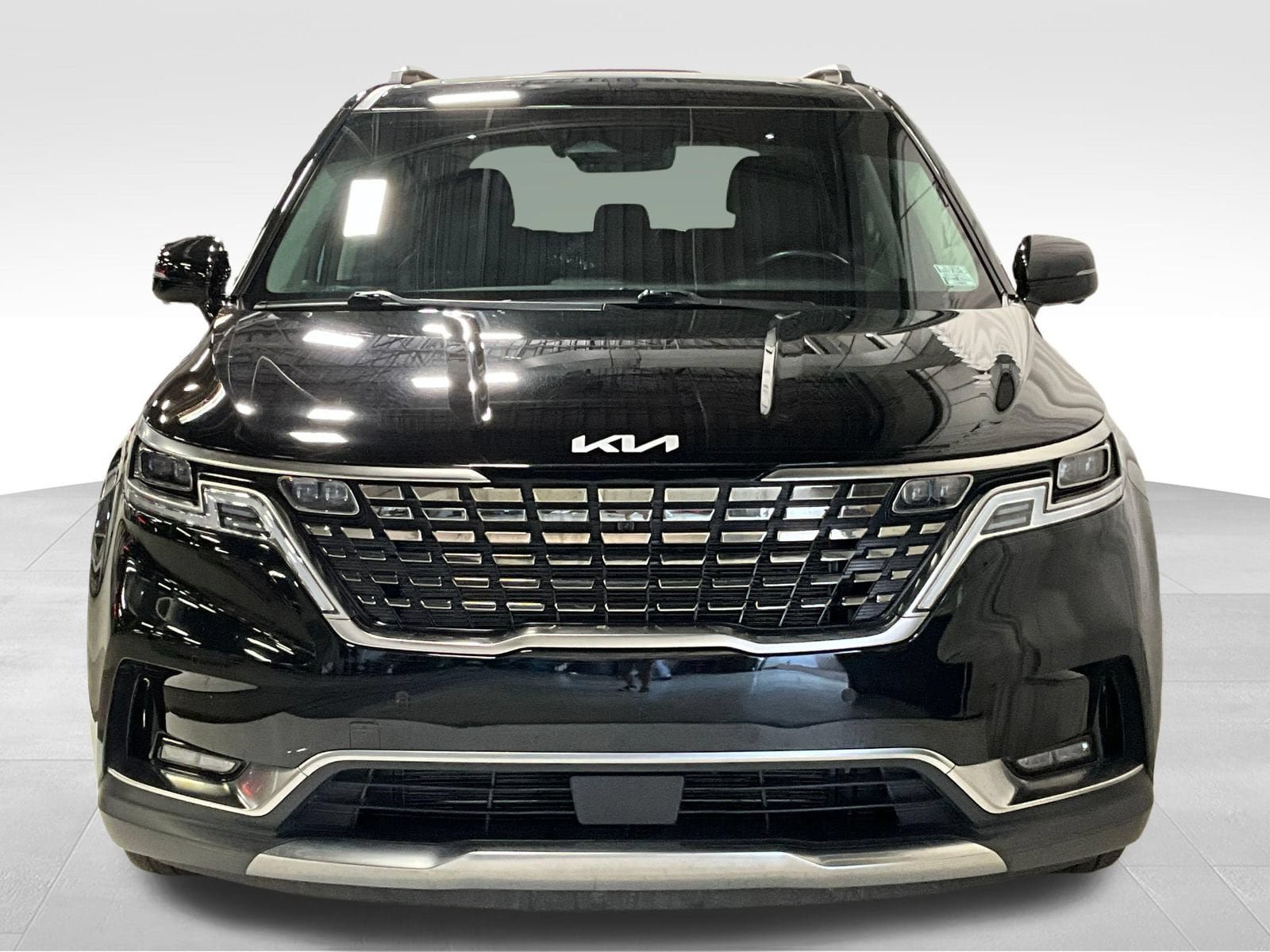 Used 2024 Kia Carnival SX Prestige FWD image 2