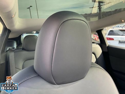 Used 2023 Tesla Model Y Long Range AWD/4WD image 64