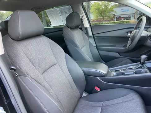Certified 2025 Honda Accord SE image 31