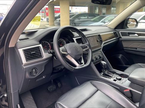 Used 2021 Volkswagen Atlas SE image 8