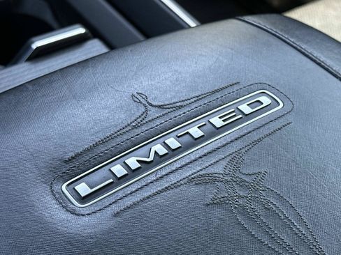 Used 2019 RAM 1500 Limited AWD/4WD image 38