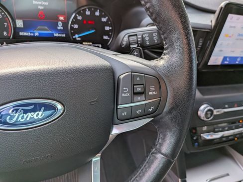 Used 2020 Ford Explorer Limited image 21
