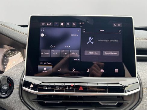New 2026 Jeep Compass Latitude AWD/4WD image 18