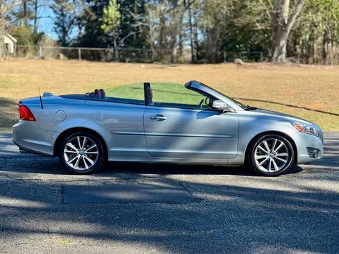 Used 2012 Volvo C70 T5 w/ Climate Pkg image 8