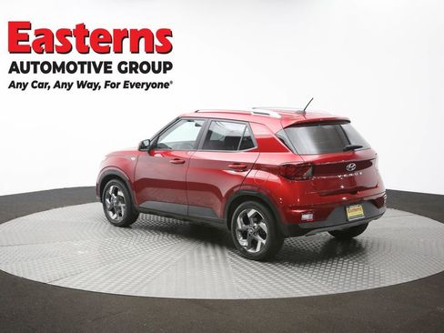 Used 2024 Hyundai Venue Limited FWD image 63