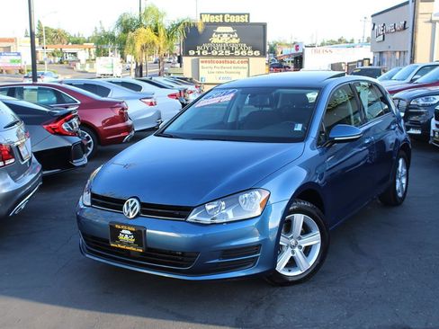 Used 2017 Volkswagen Golf Wolfsburg Edition FWD image 38